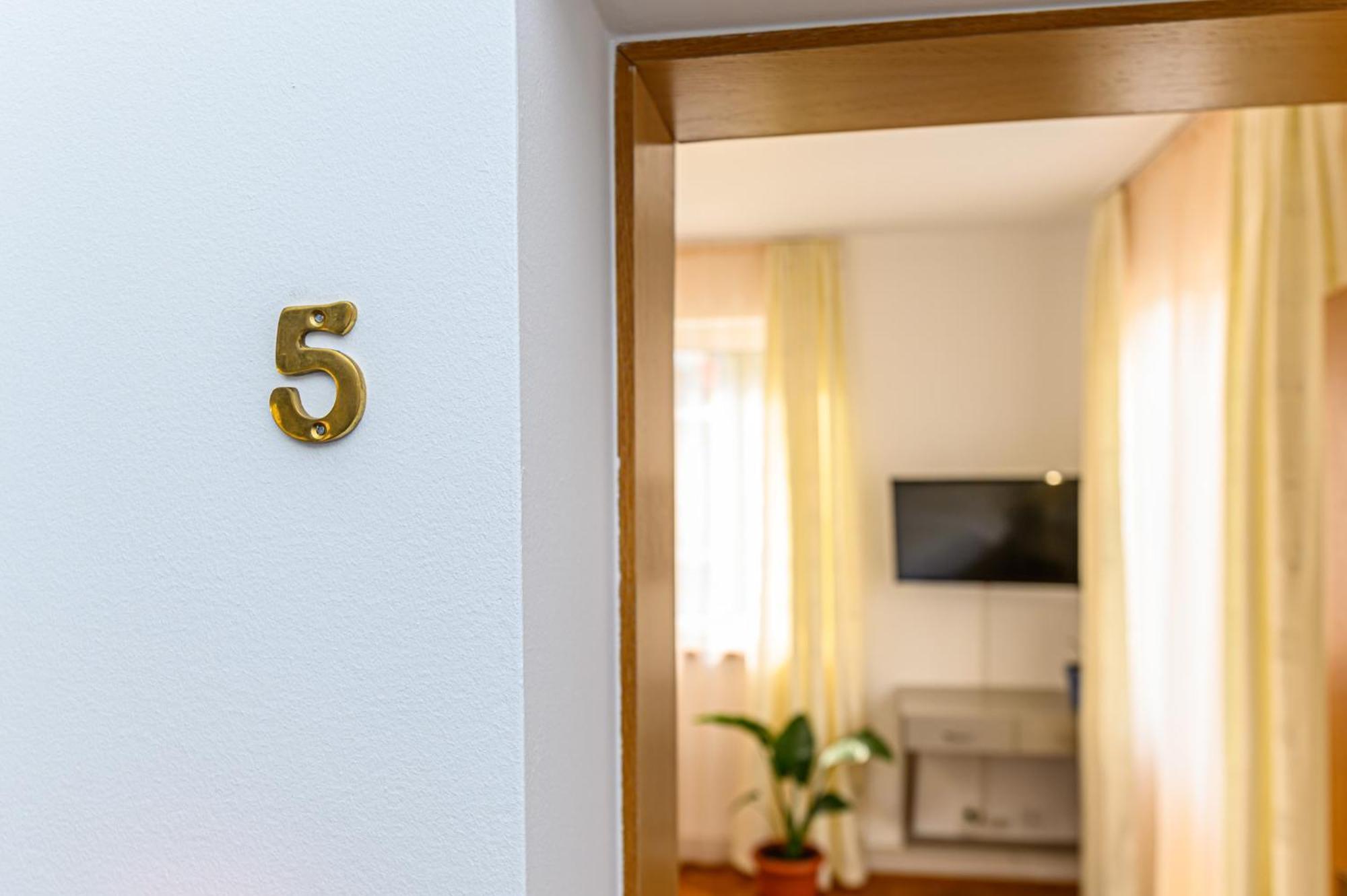 Guest house Pensiunea Casa Bono 3*